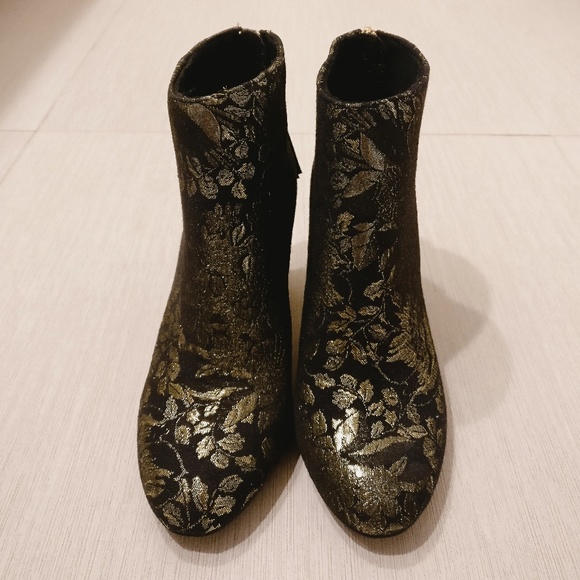 NWOT Steve Madden Booties - Picture 2 of 6